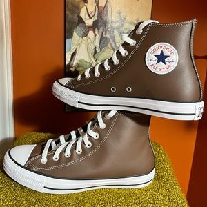 Converse HightopBrazil Nut Unisex Chuck, 7.5 men’s/9.5 women’s